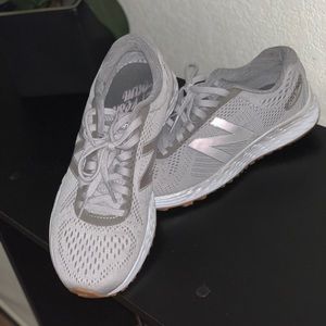 New balance fresh foam arishi V1